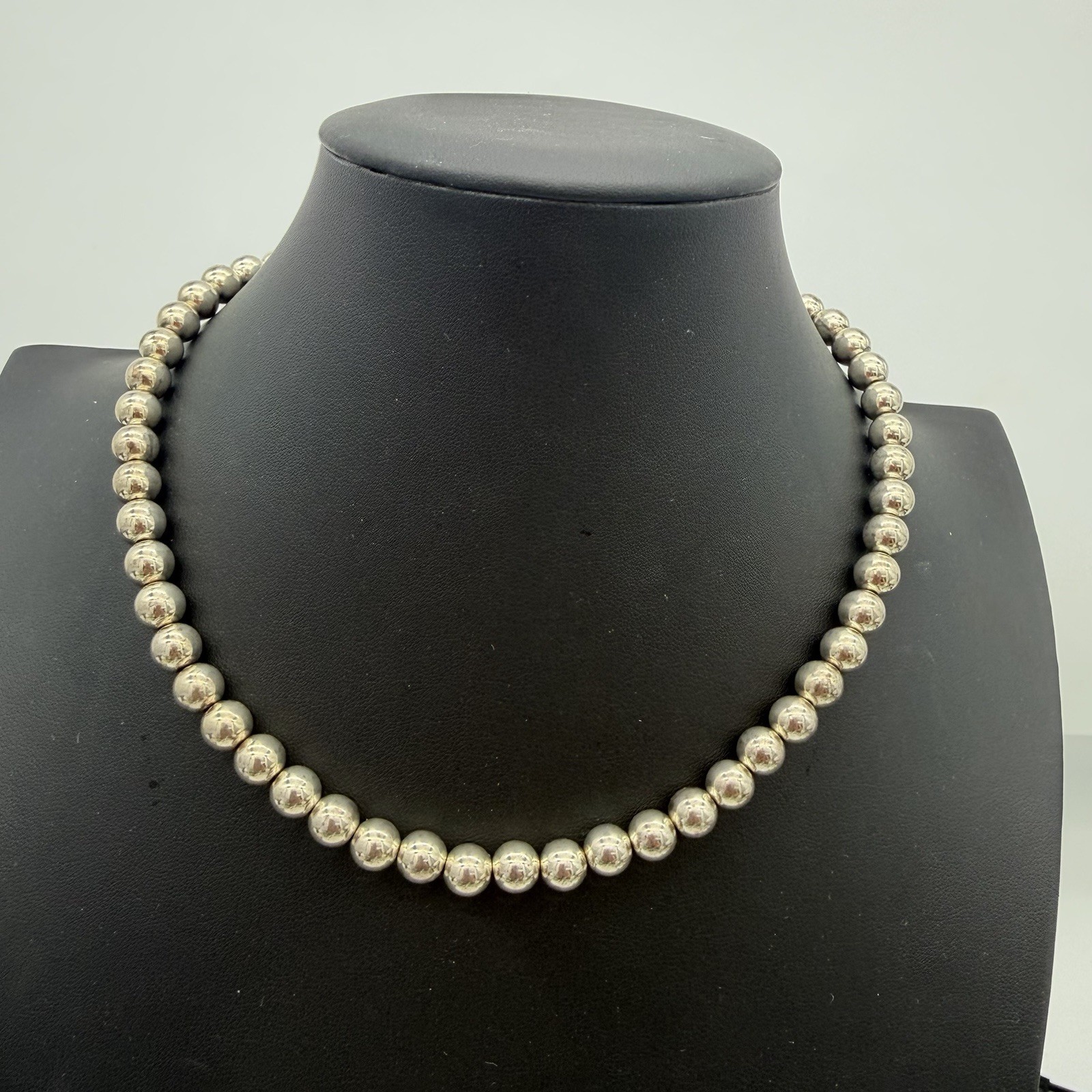 Vintage Sterling Silver Ball Bead Necklace 8.2mm Hallow Beads 17.5 “ 26.6 Gr