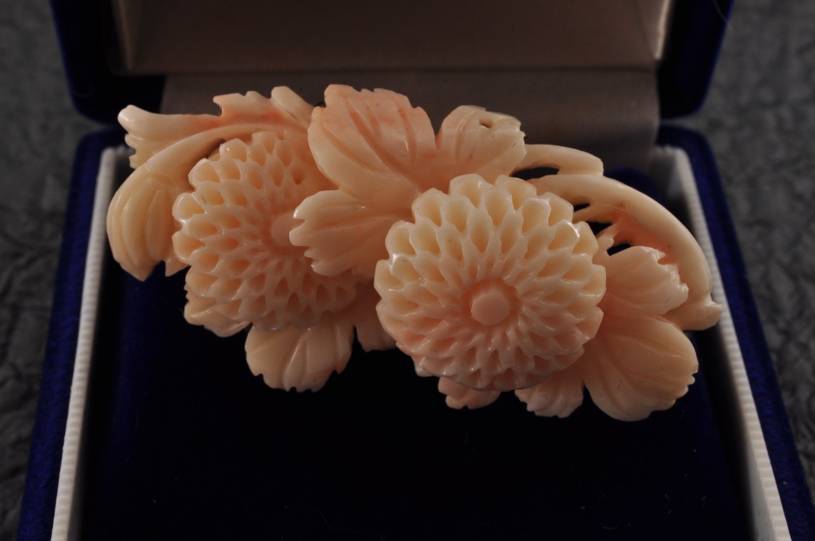 Vintage angel skin coral carved, “Chrysanthemum” and Certificate (total 83.0ct).