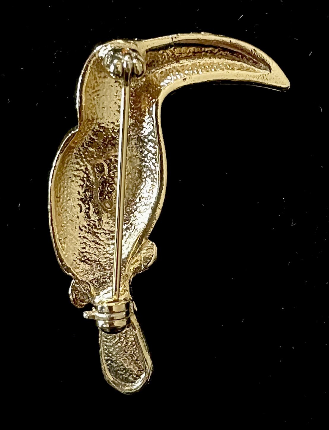 Vintage Enamel Brooch Colorful Toucan Bird Pin with Red Beak Safety Clasp