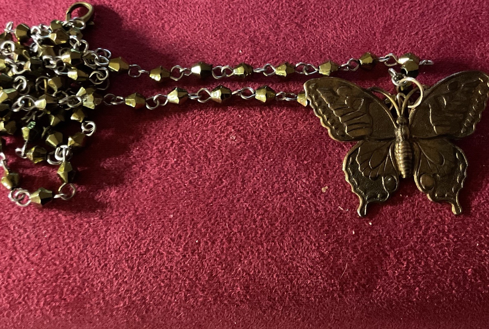 Beautiful Butterfly Vintage Necklace Beaded 26 Inch Chain Lobster Claw Clasp