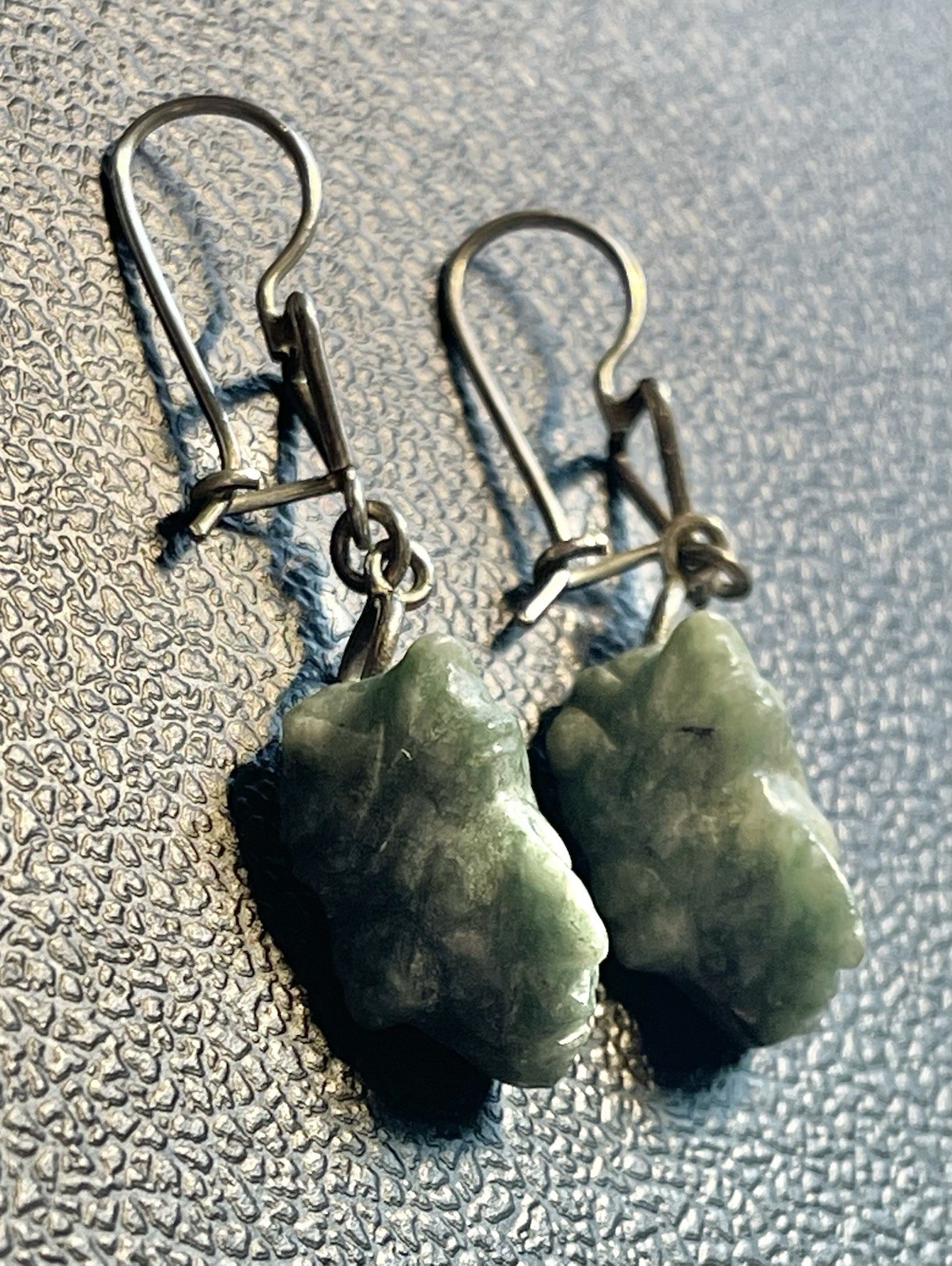 Vintage Mayan Aztec Mask Head Dangle Earrings Green Face Jade (?) Stone Silver