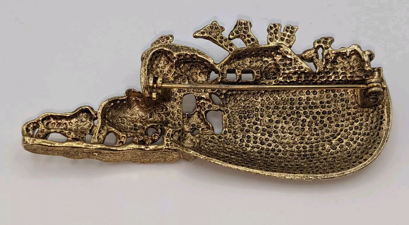 Vintage Noah’s Ark Brooch Pin Matte Gold Tone Approximately 2 3/8” Long