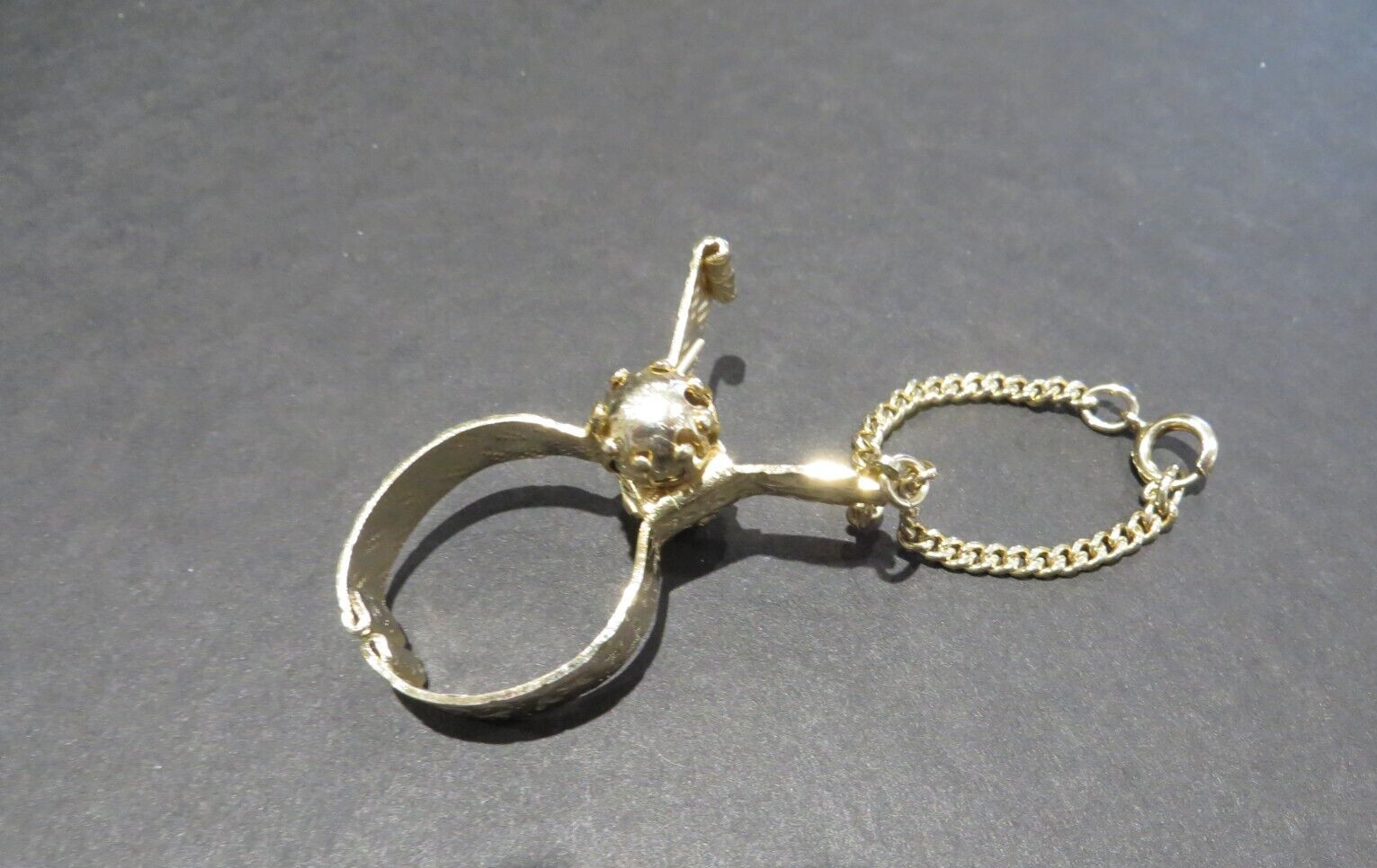 Vintage Gold Tone Dress Scarf Clasp Spring Clip Jewelry Glove Holder