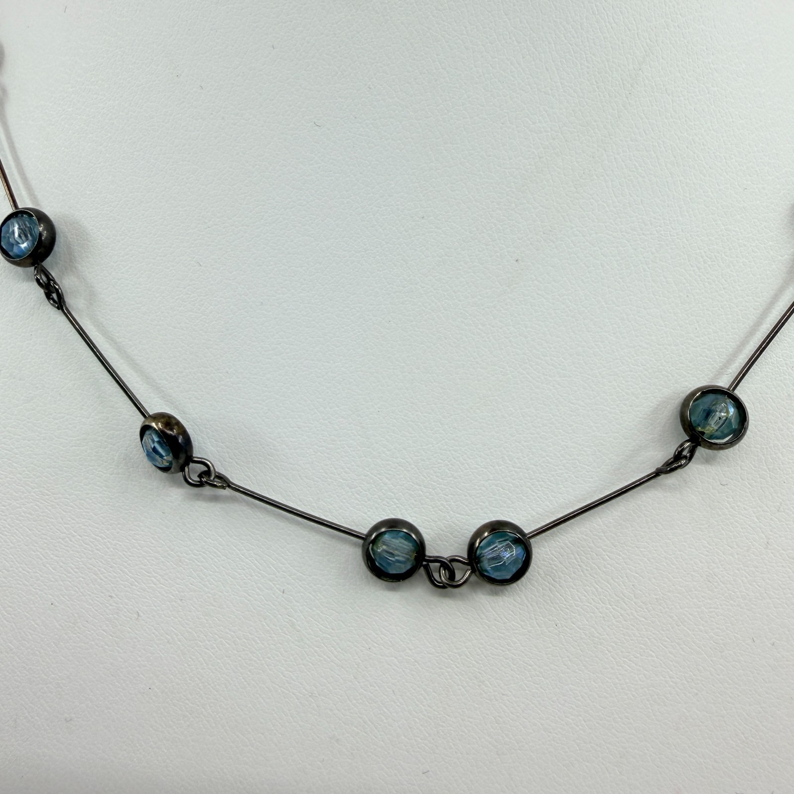 VTG Gunmetal Tone Blue Crystal Glass Necklace Station Link Bar Dainty Minimalist