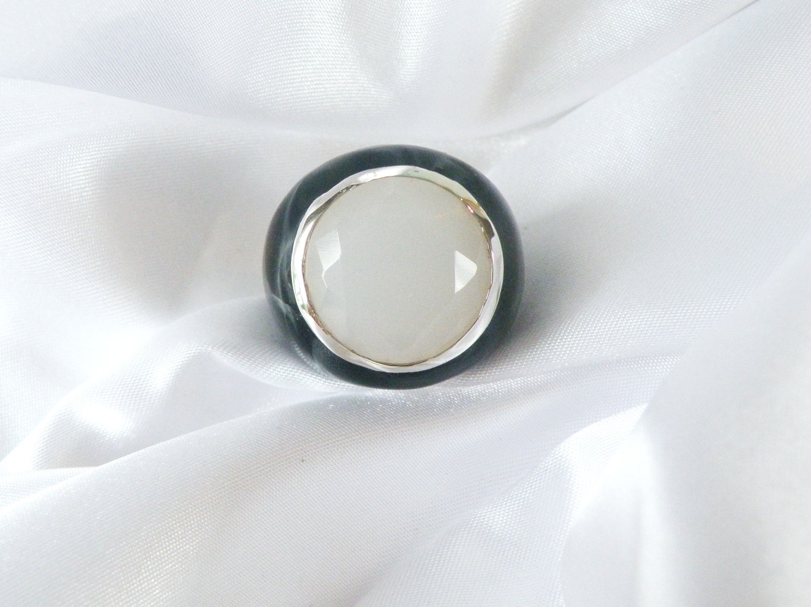 Vintage Sterling Silver 925 Quartz Black Enamel Bubble Statement Ring Size 8