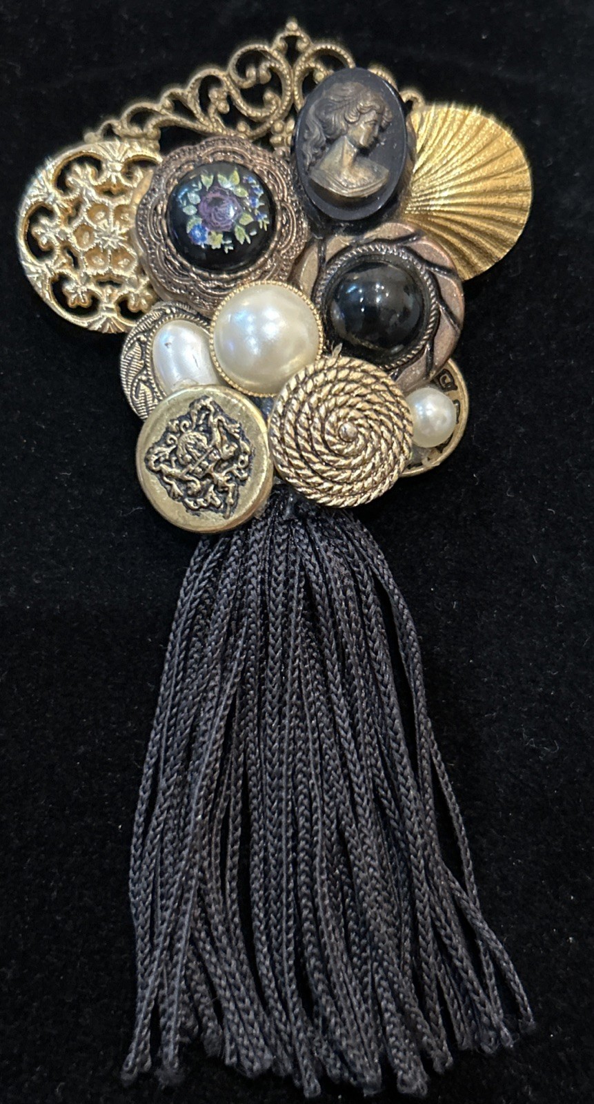 Vtg Collected layered Victorian Style Pin Brooch Gold Tone Fringe Cameo Pearl