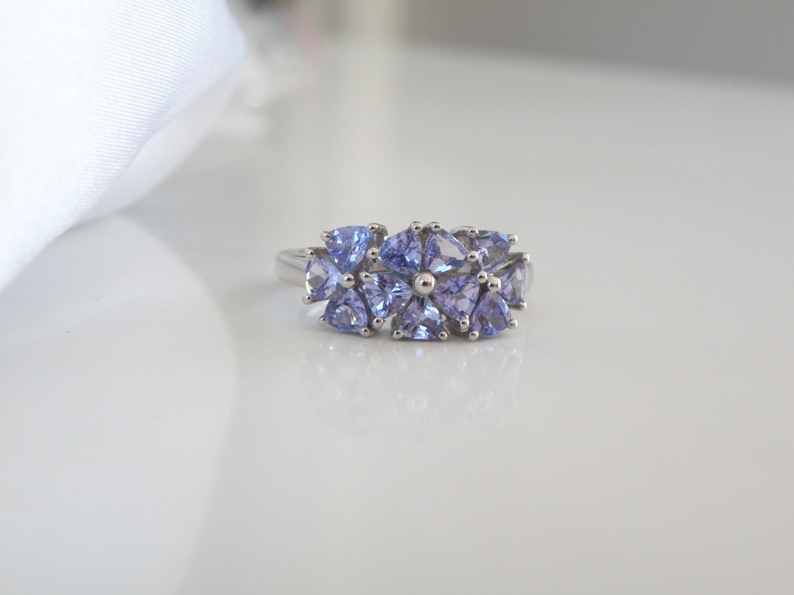 Vintage Sterling Silver 925 Natural Heated Tanzanite Band Ring Size 7