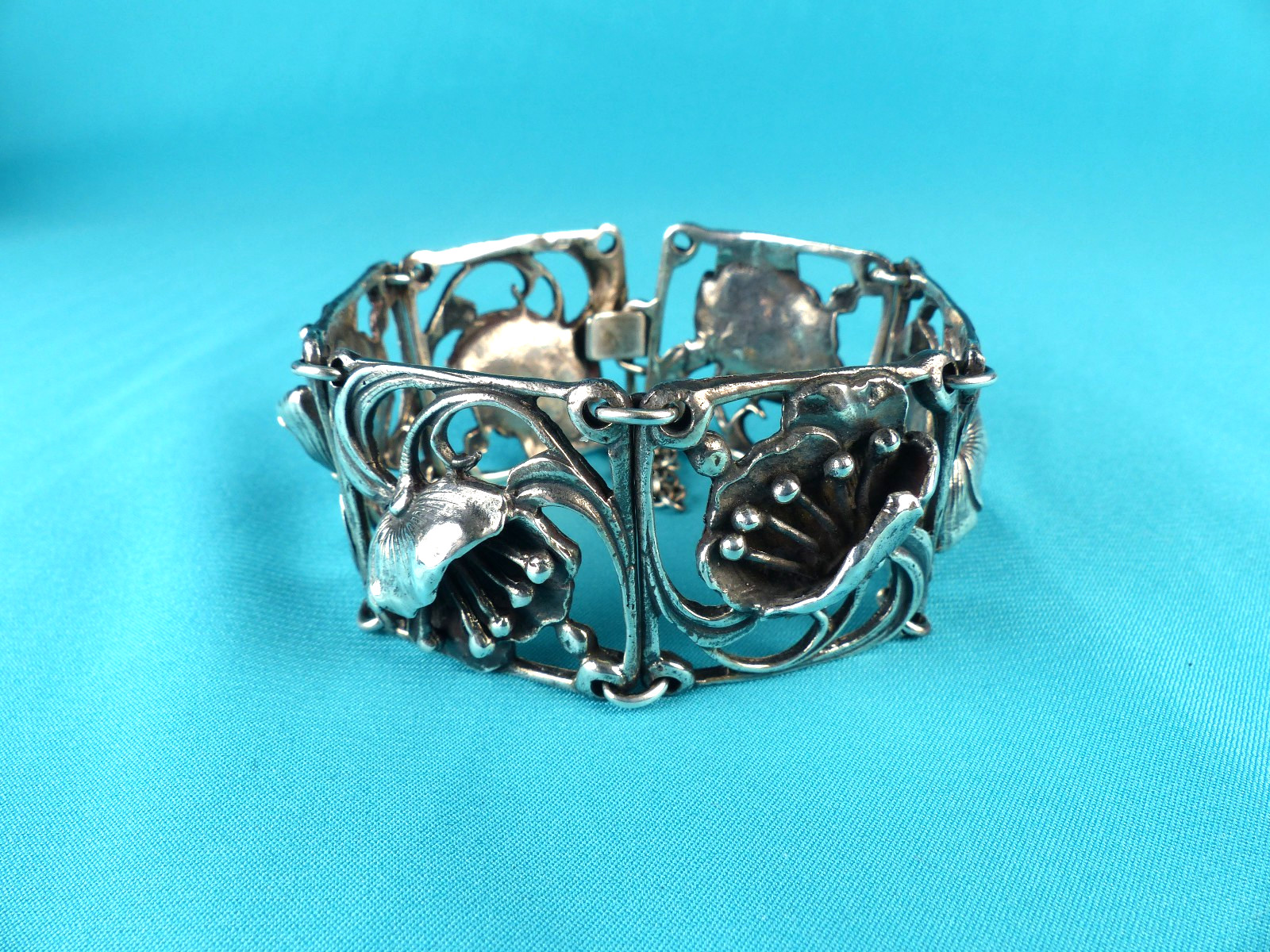 Vintage Art Nouveau 2.5 oz Sterling Silver Poppy Flower Panel Link Bracelet 77g