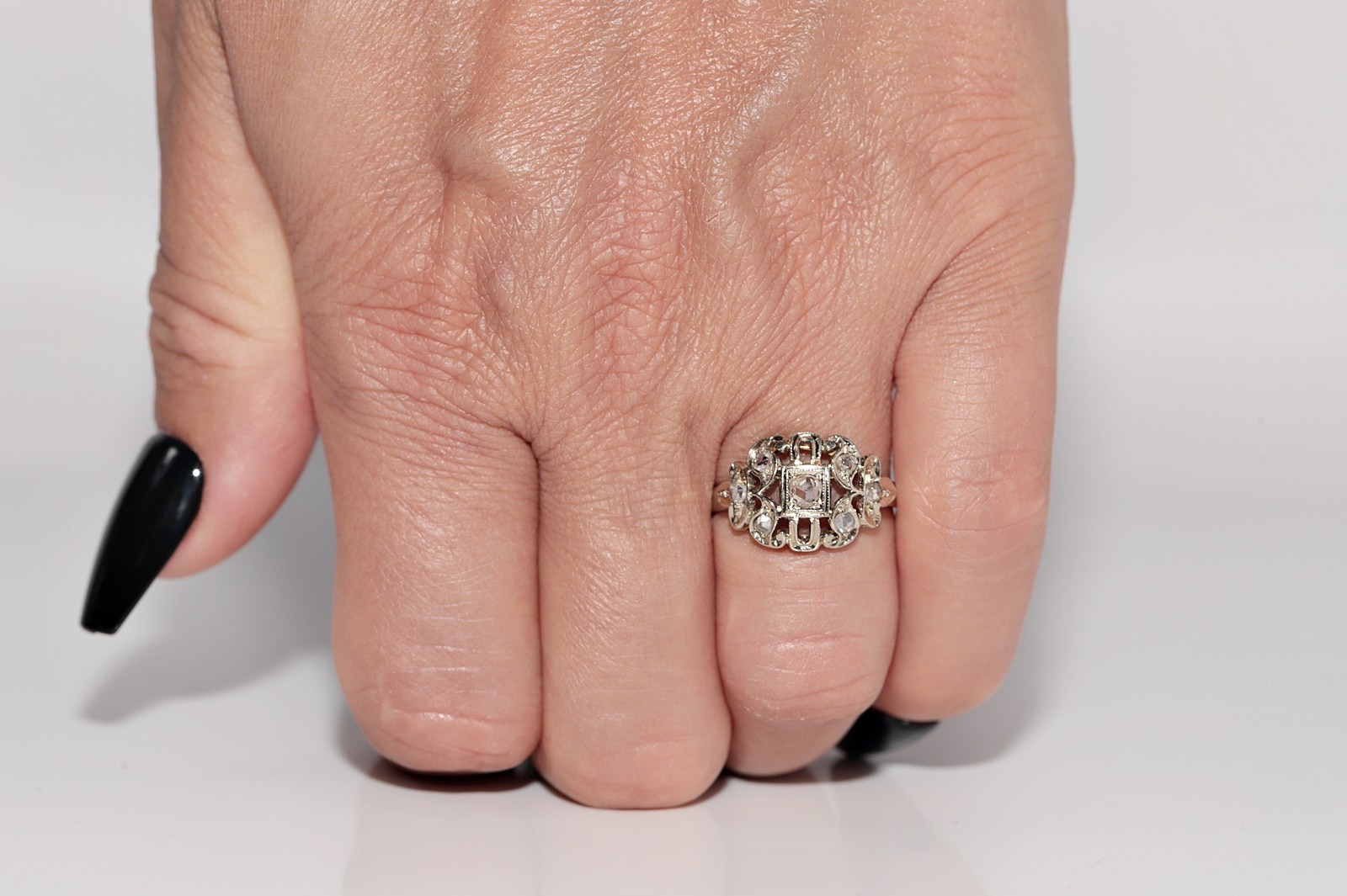 Antique Circa 1920s 18k Gold Art Deco Natural Diamond Decorated Ring