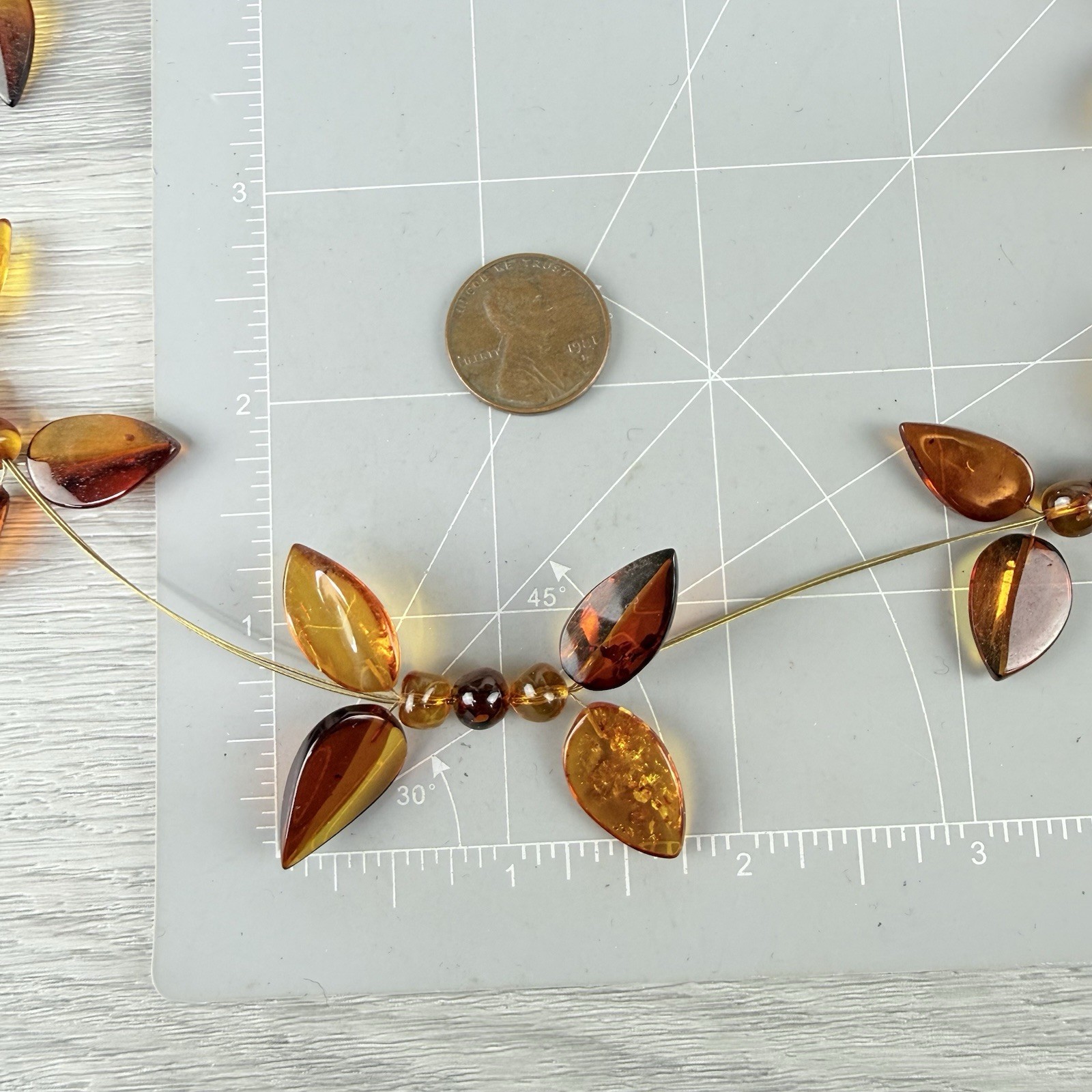 Genuine Baltic Amber Honey Polished Leaf Floral Boho Statement Wire Necklace