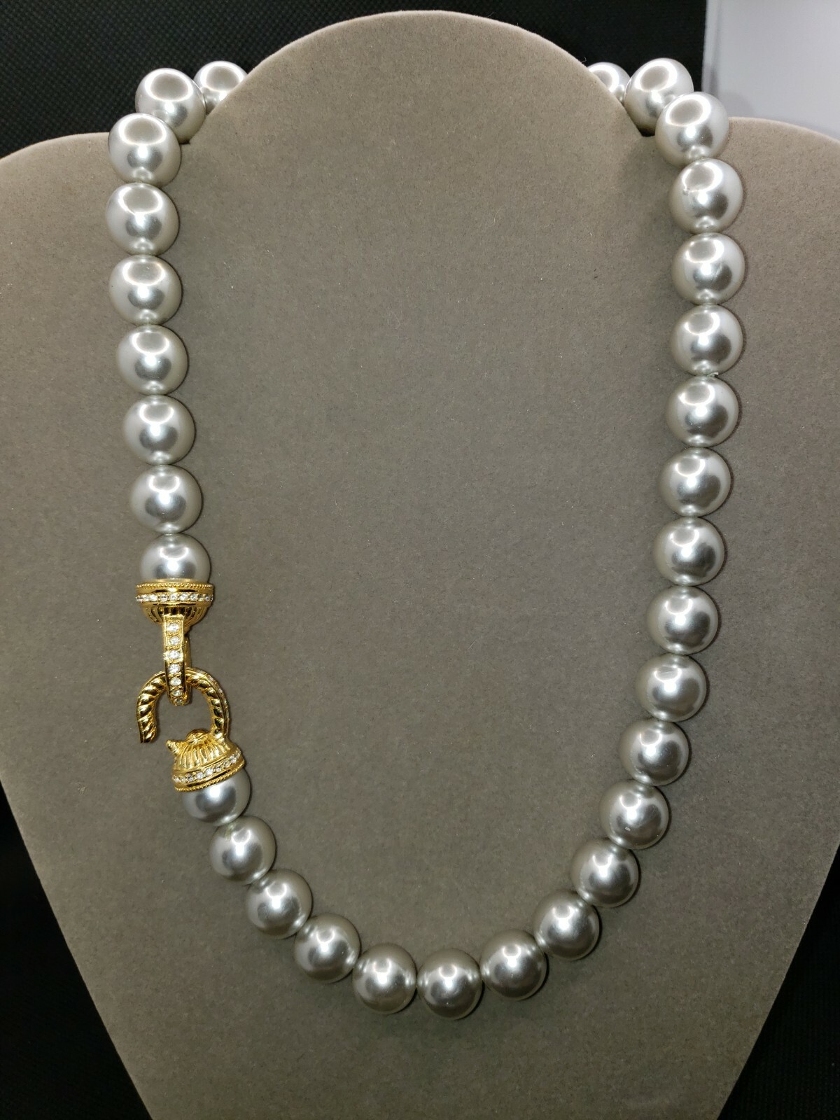 Womens Fashion Jewelry. Gray Faux Pearl Necklace With Gold Tone And Rhinestone