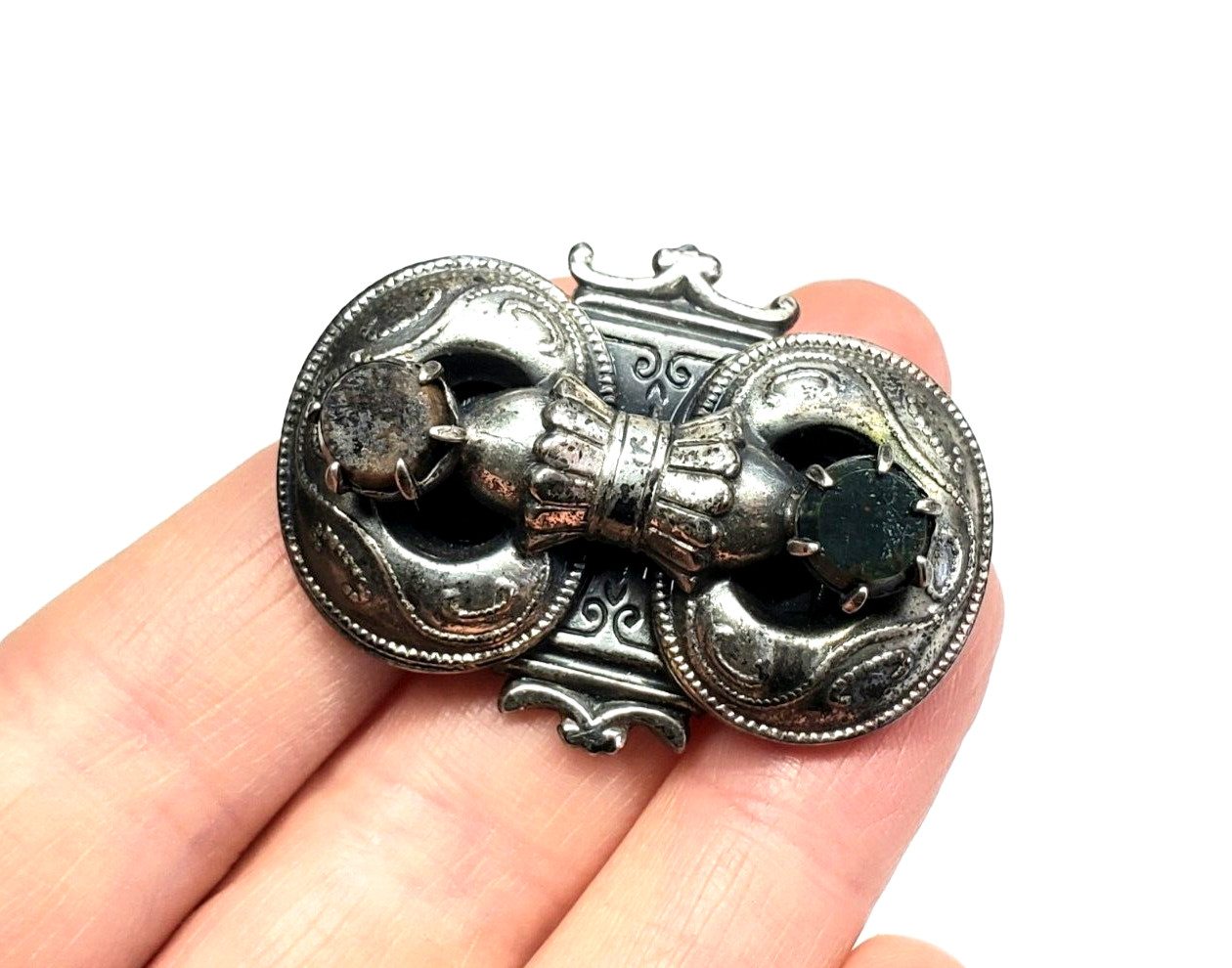 Vintage Filigree Agate Bloodstone Silver Plated Etruscan or Celtic Brooch Pin