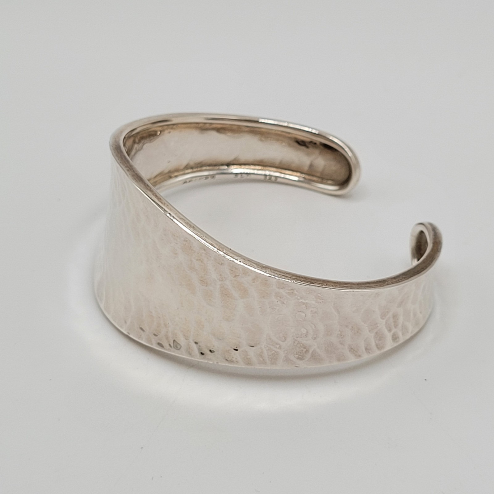 ATI Mexico 925 Sterling Silver Hammered Recessed Wave Cuff Vtg Bracelet 19 Grams