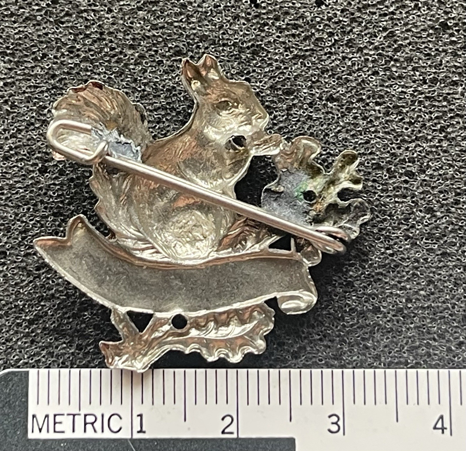 Vintage Lake Arrowhead California Squirrel Souvenir Pin Brooch Collectible 2507