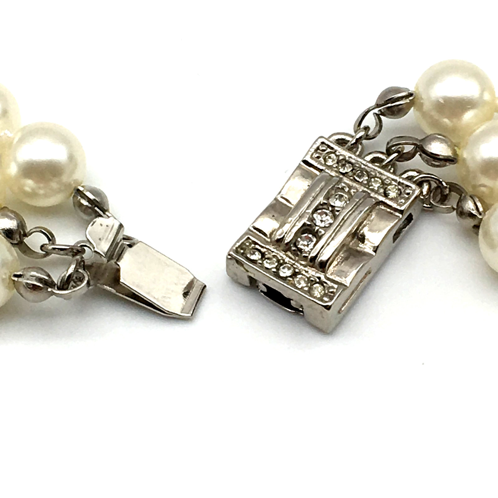 Vintage Cream Color Glass Pearls 3 Strand Hand Knot 15″ Necklace Pave Push Clasp