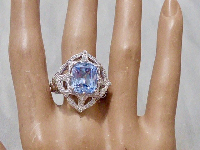 NEW 7CARAT SKY BLUE MINED CUSHION CUT TOPAZ & CZ STERLING RING SIZE 8 RING