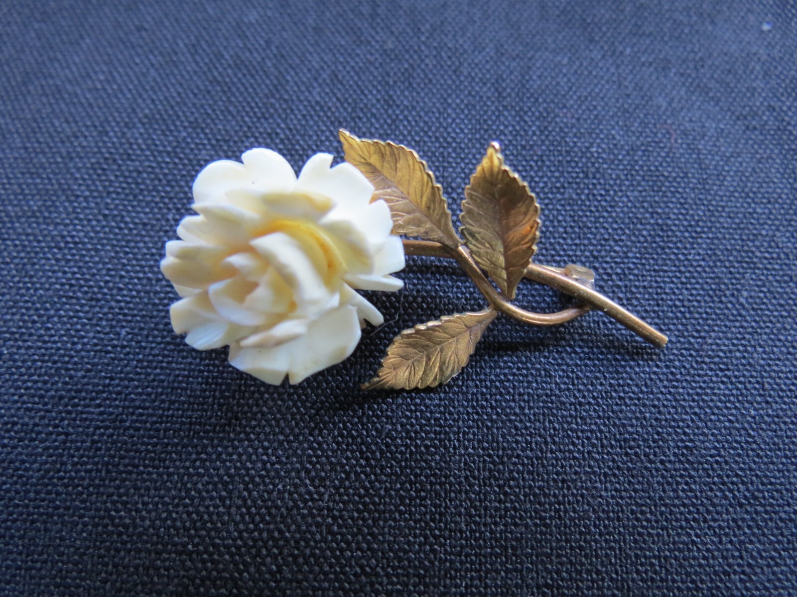 A.C. 12k GF Carved Rose Brooch