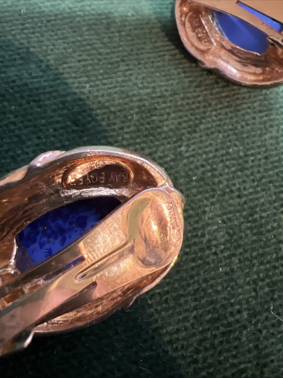 Vtg Signed Gay Boyer Gold Tone Blue Lapis Clip On Earrings