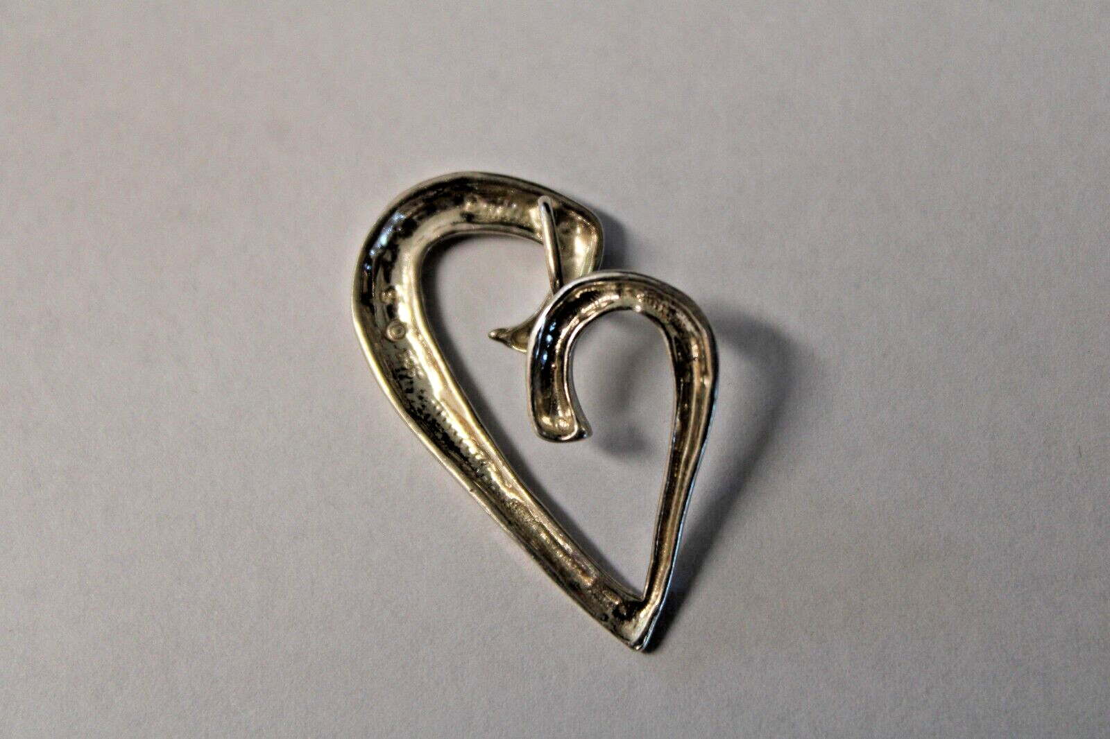 Vintage 925 Sterling Silver Open Double Heart Pendant Intertwined Swirl Ribbon