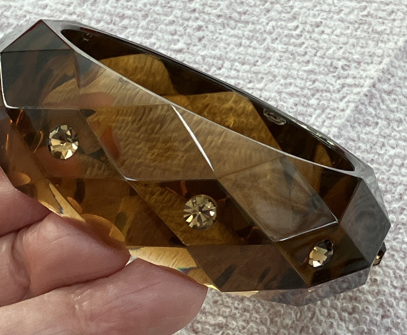 VINTAGE FACETED GEMS BANGLE BRACELET