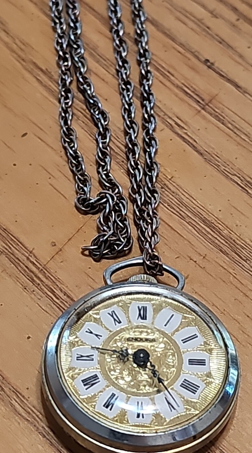 Endura Pocket Or Pendant Watch. Vintage For Parts Or Repair