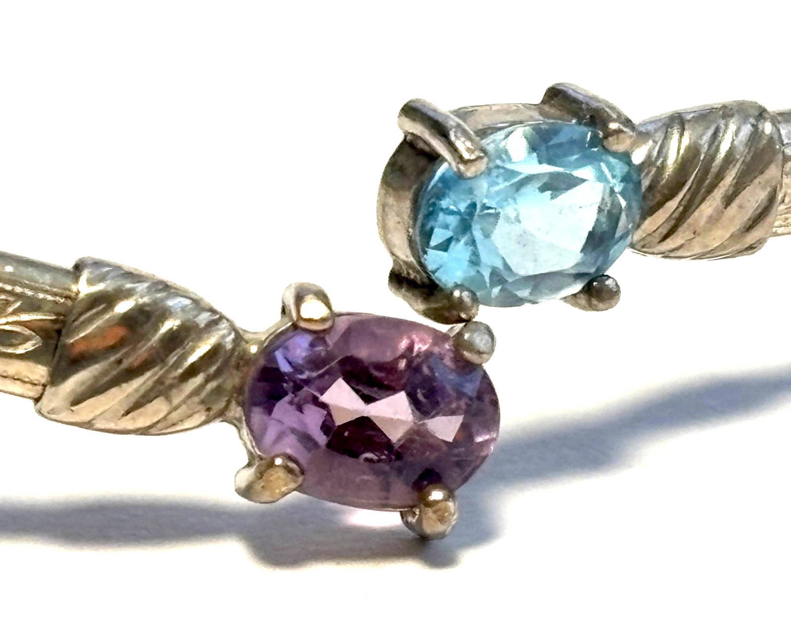 VTG Sterling Silver Edged Open Bangle Bracelet w/Purple & Blue CZ Ends 7 3/4″