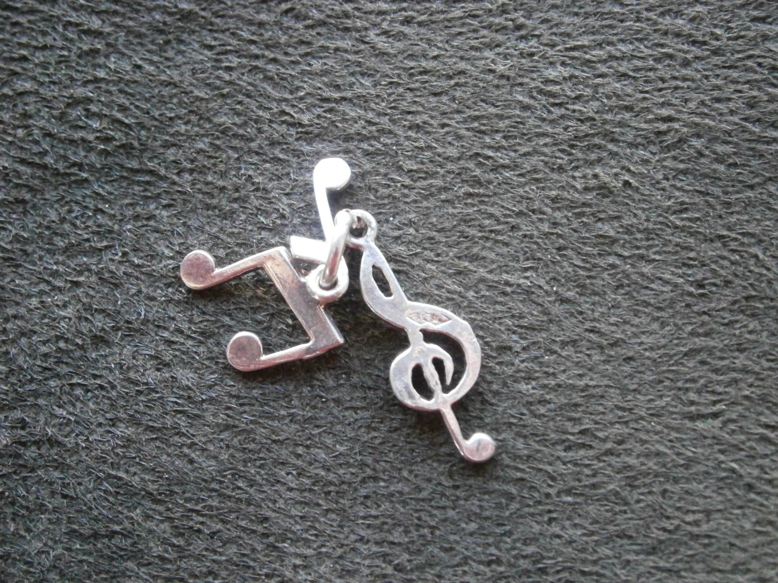 Treble Clef & Musical Notes Symbols Vtg Sterling Silver Bracelet Charm Pendant