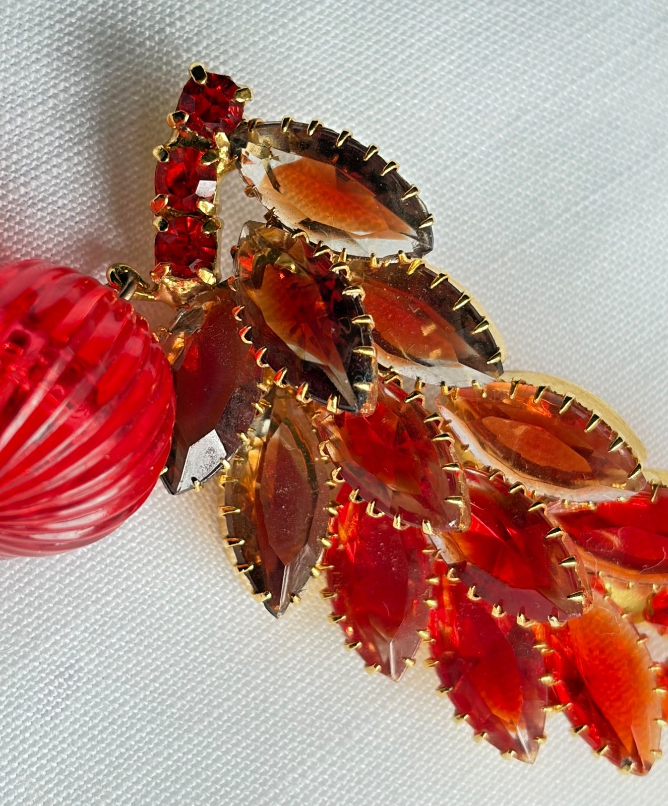 Rhinestone Pin Fall Colors – Orange, Topaz – Large Lucite Bead