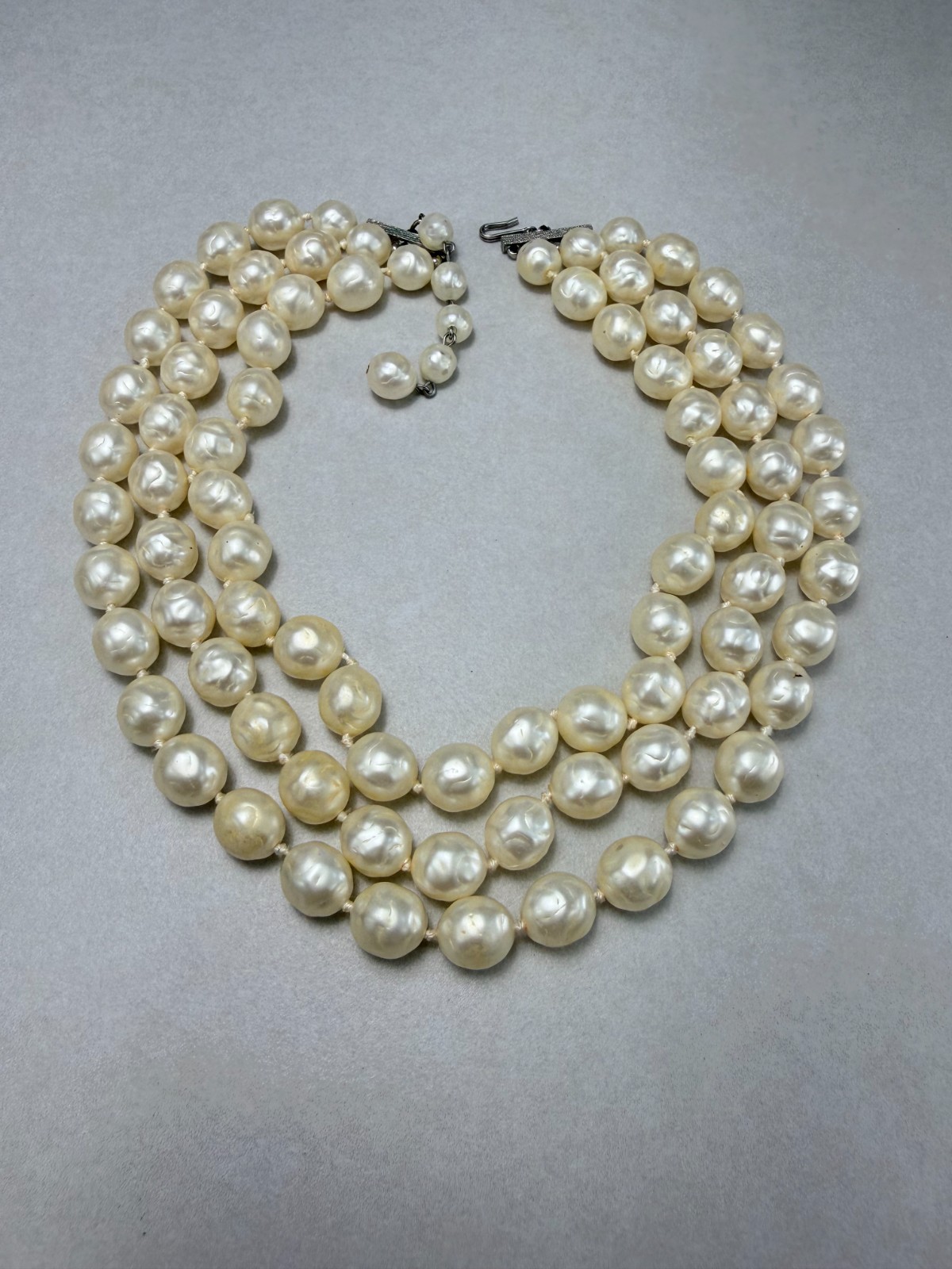 Vintage 3 Strand Baroque Faux Pearl Necklace Classic Elegant Bridal Style