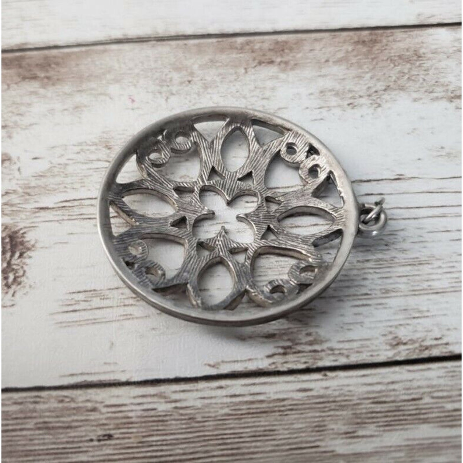 Vintage Pendant – Ornate Silver Tone Circle Cut Out Design – No Chain Included
