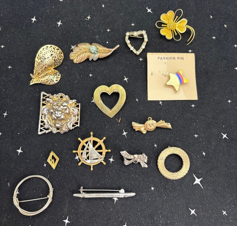VTG Metal Pins Lot Of 18 Hearts,Stars,Flowers Mostly Gold Color