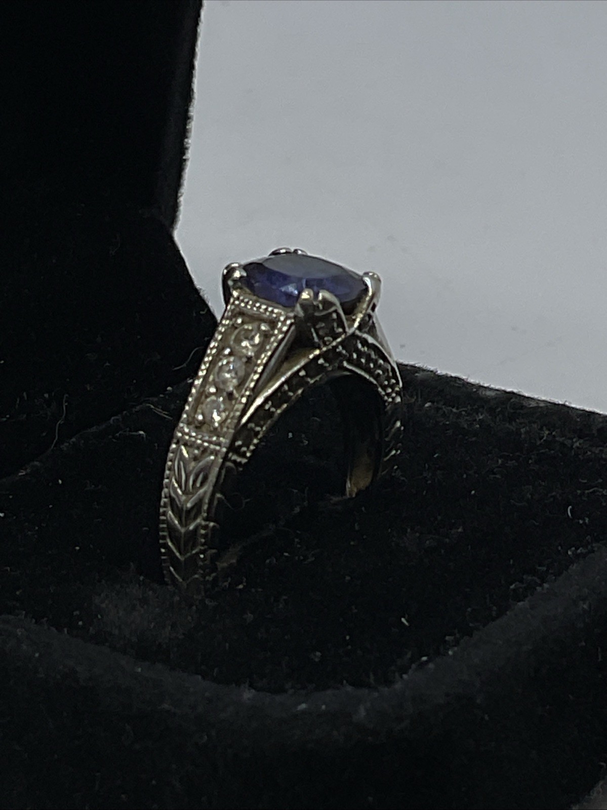 Ladies Ring Solid 14K White Gold Cushion Blue Stone & Diamonds VINTAGE HANDMADE