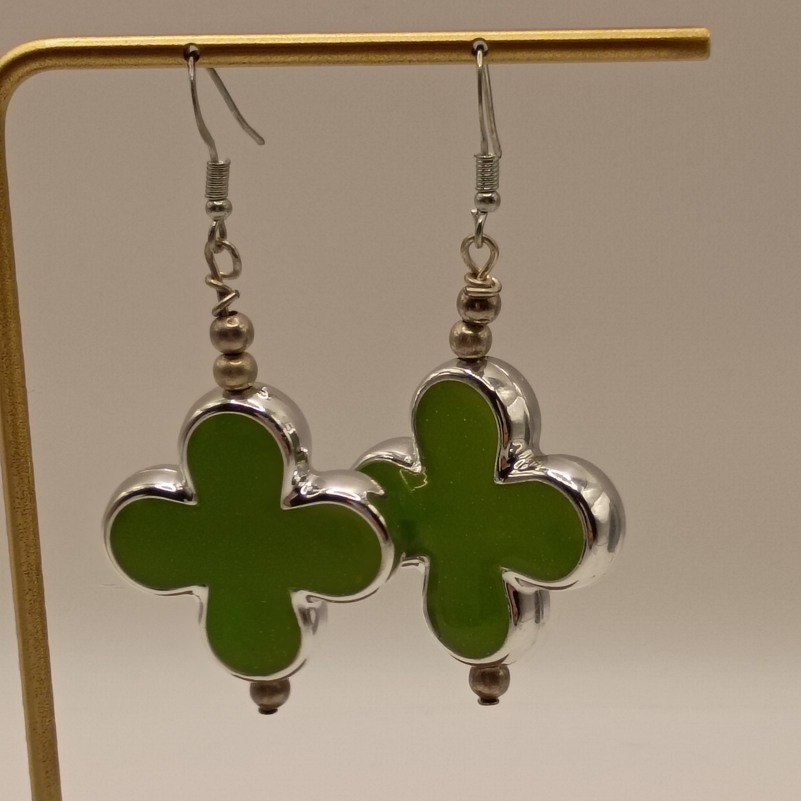 Vintage Retro Pop Art Lime Green Enamel Glitter Clover Dangle Earrings Silver