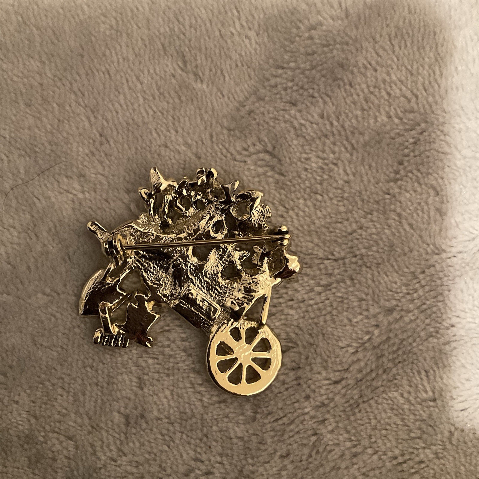AJC Jewelry Bright Gold Tone Flower Wheelbarrow Brooch