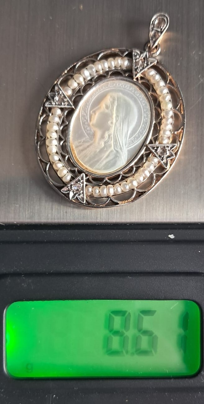 Fine Antique Art Nouveau 18K Gold Mother of Pearl Virgin Mary Pendant Ca 1900