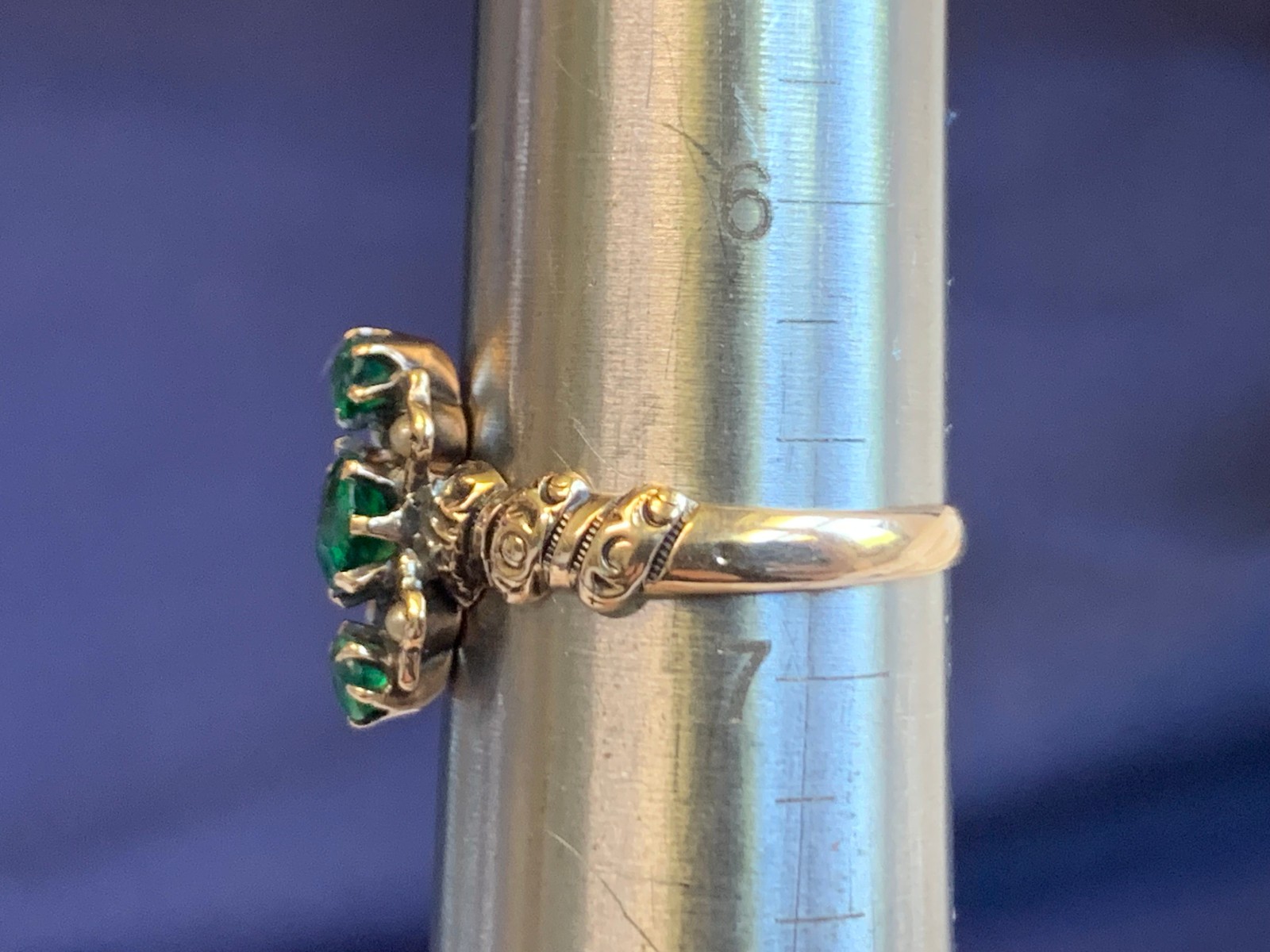 Antique Gold Filled Ring 2.09g Jewelry Size 6.75 Band Green & White Stones *READ