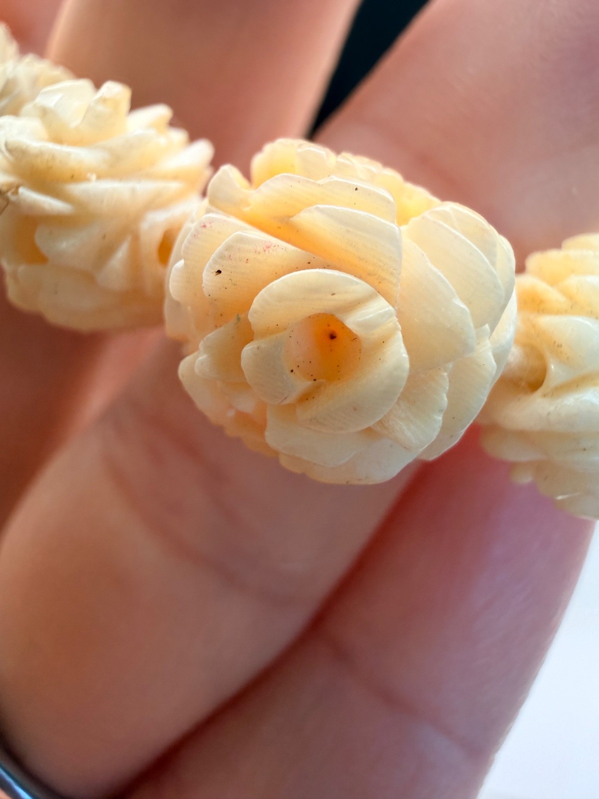 vintage Chinese export hand-carved bovine bone rose necklace, circa 1920-40