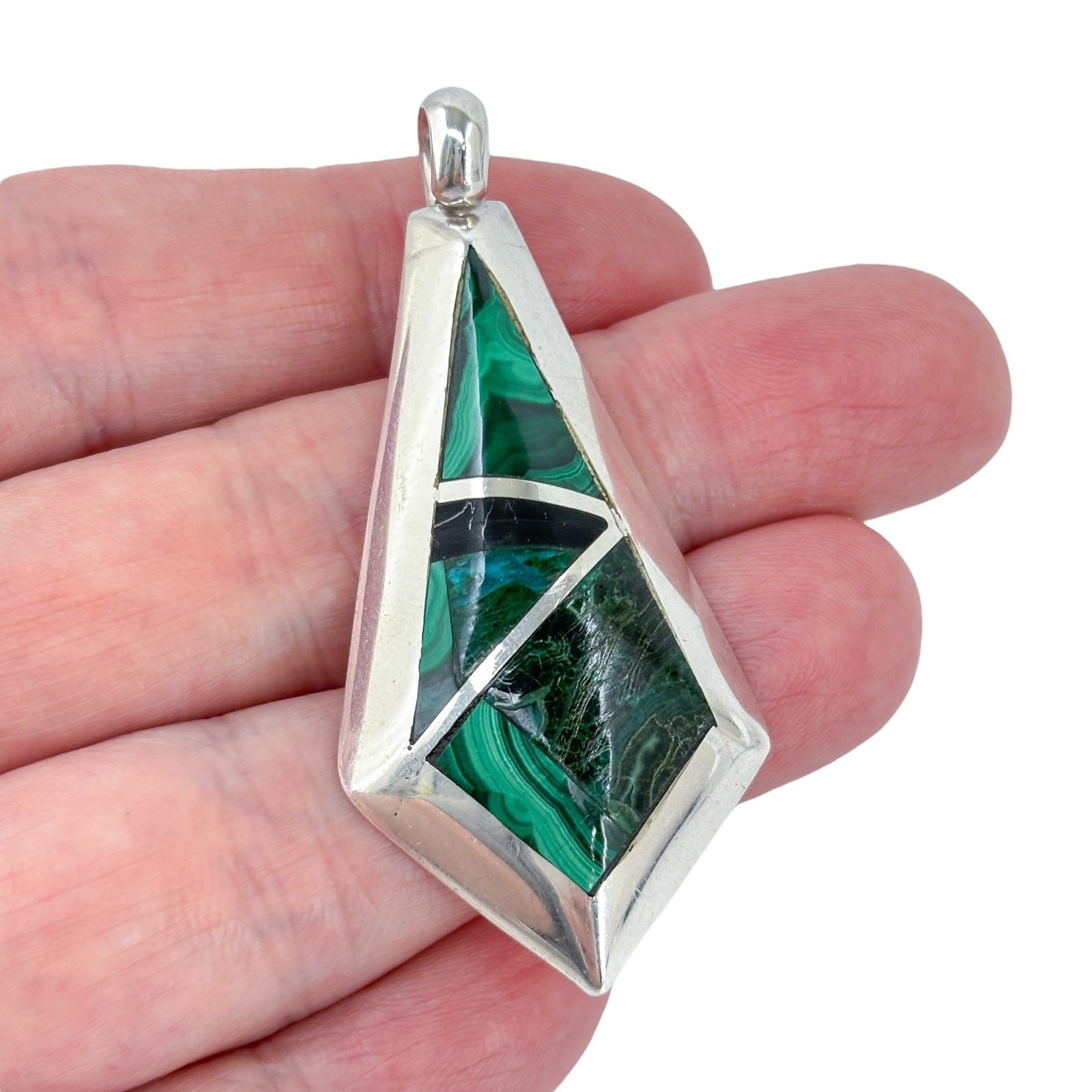 Vintage Buffalo Hallmark Sterling Silver Malachite Inlay Diamond Shape Pendant