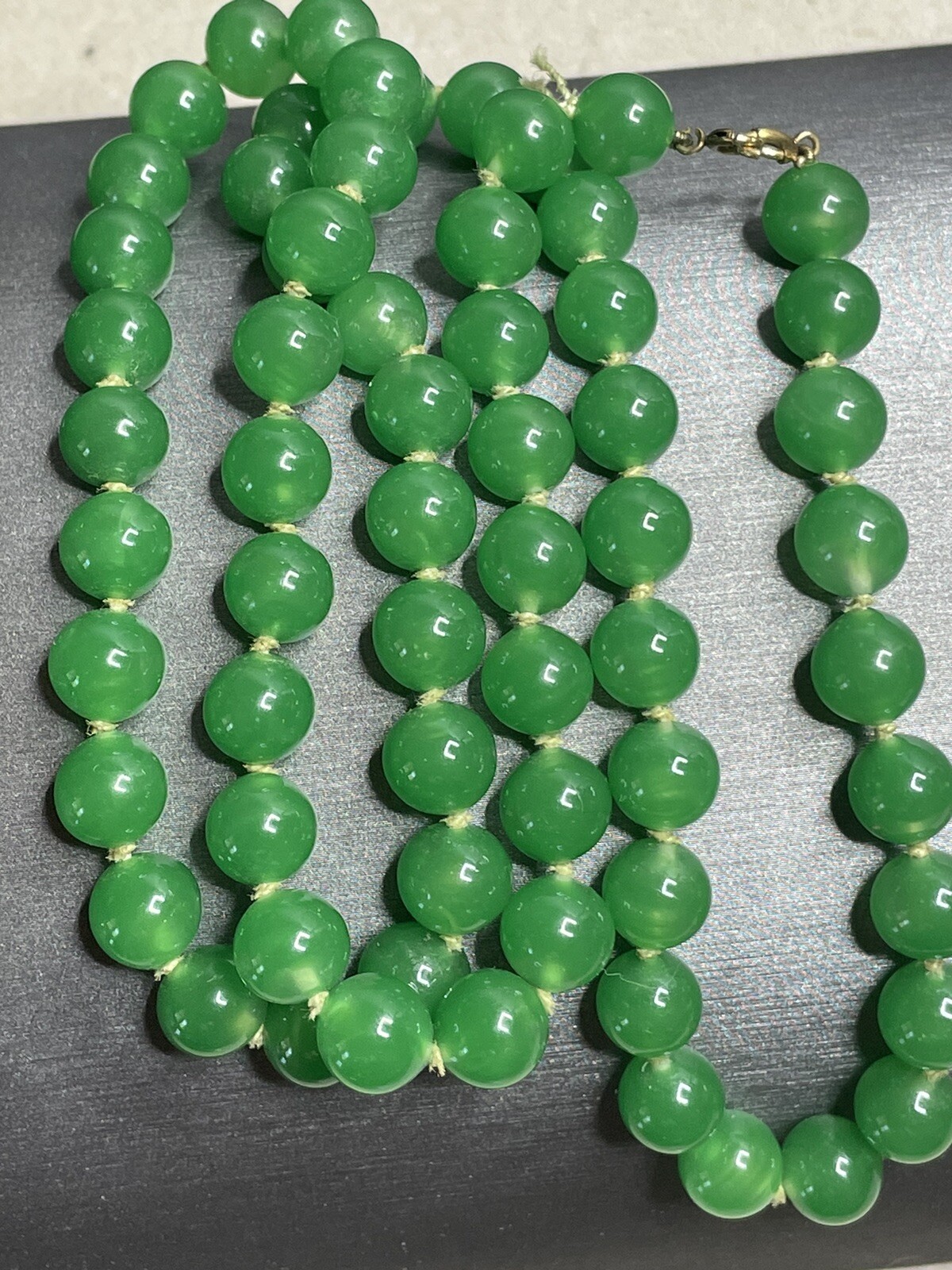 1930’s 8.4mm Hand Knotted Green Glass Beads 12k Gf Clasp Vintage 24” Gorgeous