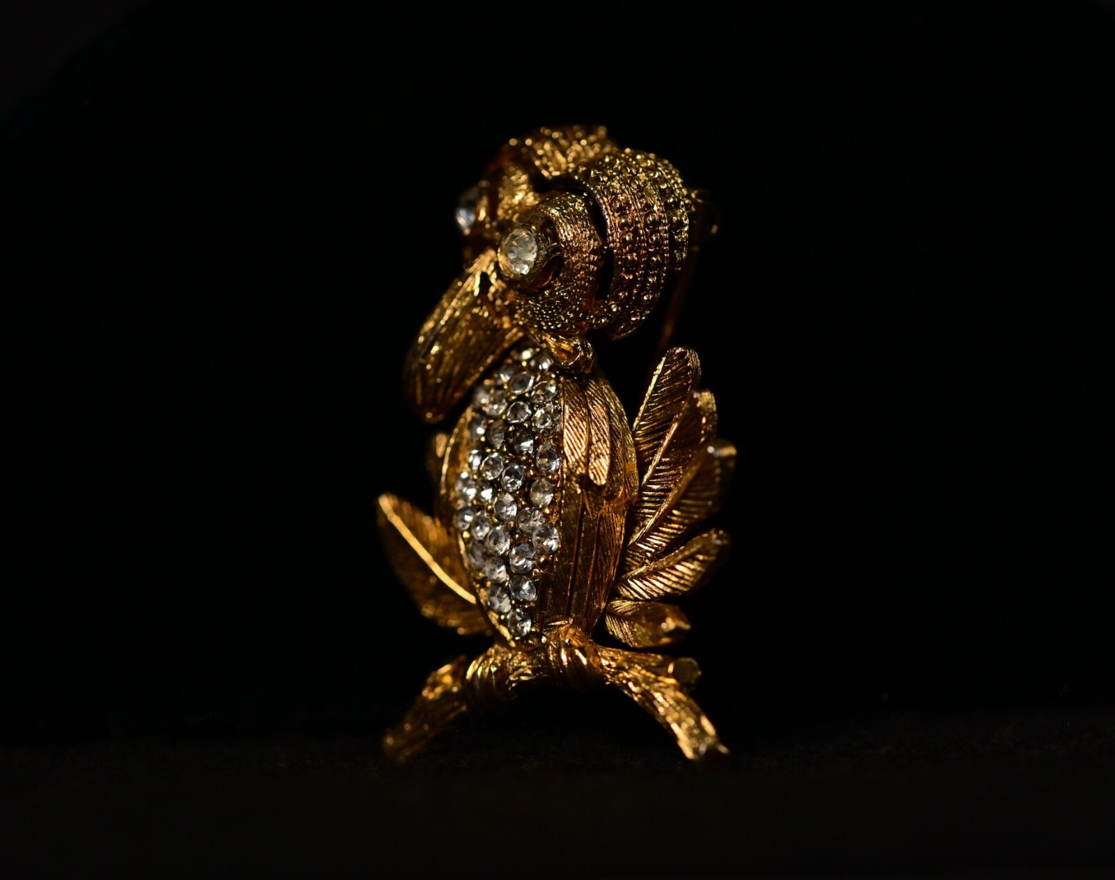 JUDITH GREEN Original Vintage Signed Gold Zirconia Rhinestone Gem Brooch Pendant