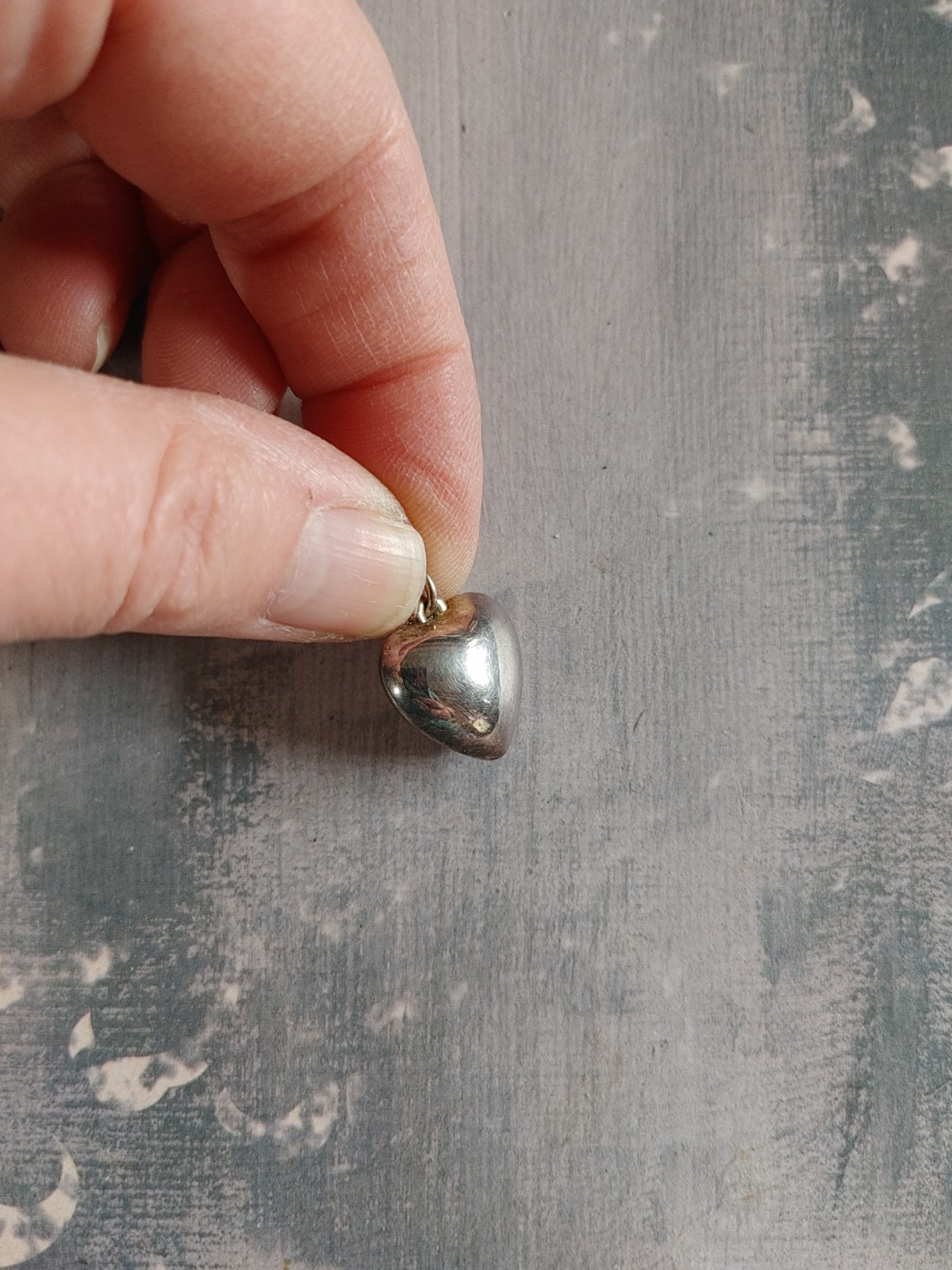 Vintage pendant charm silver tone metal puff heart