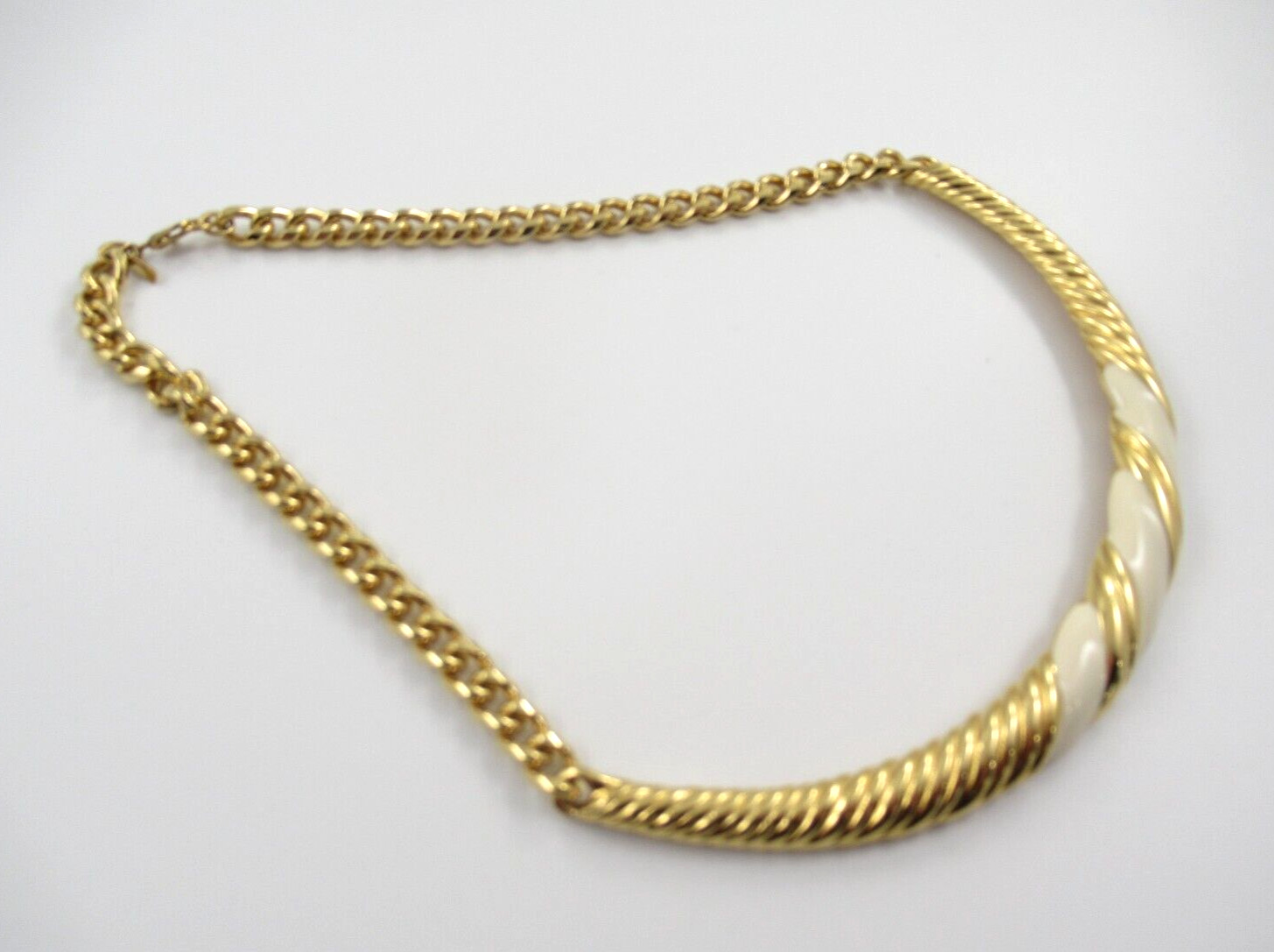Monet Ivory Color and Gold Tone Signed Vintage Collar Necklace 14″