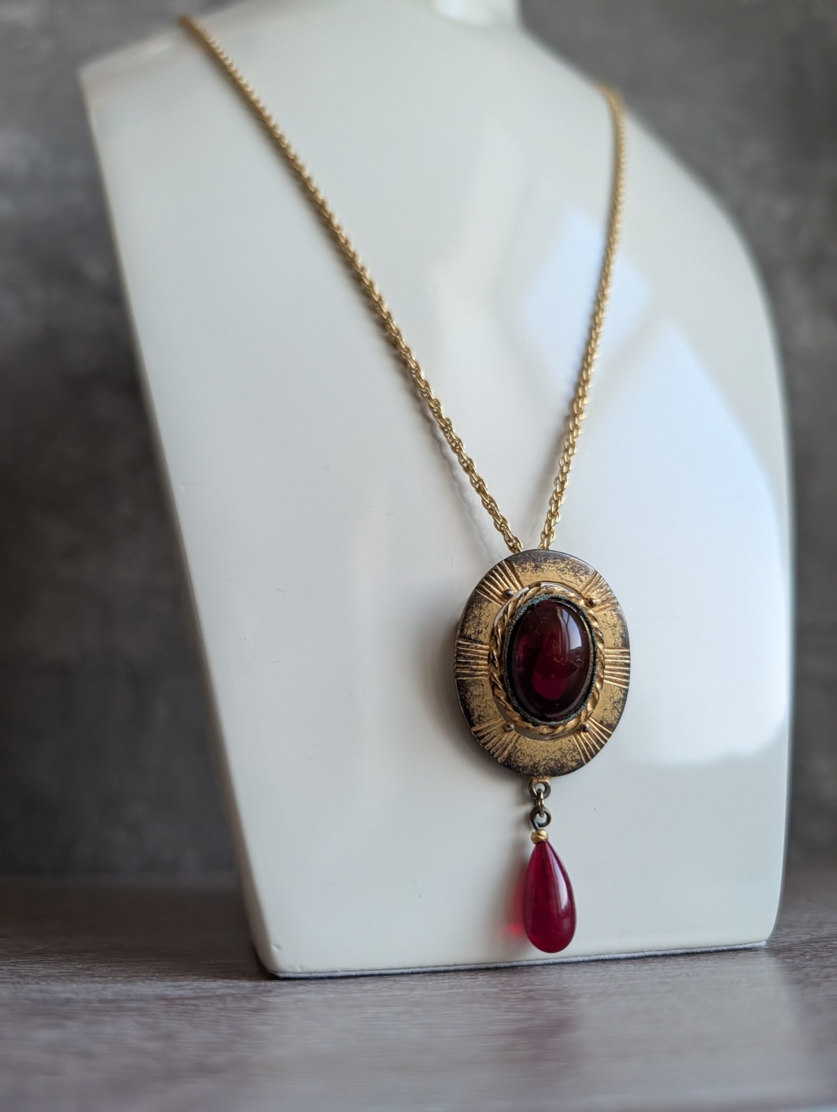 Vintage Lui Chantant Victorian Revival Convertible Brooch Pendant Necklace