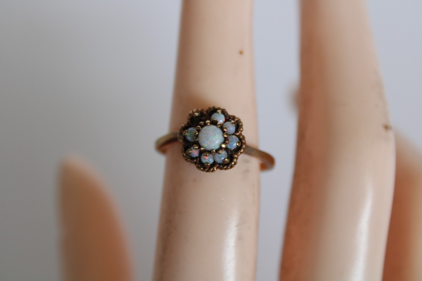 Vtg 10K Yellow Gold & Fire Opal Floral Cluster Ladies Estate Ring, 2.25g -S: 5.5