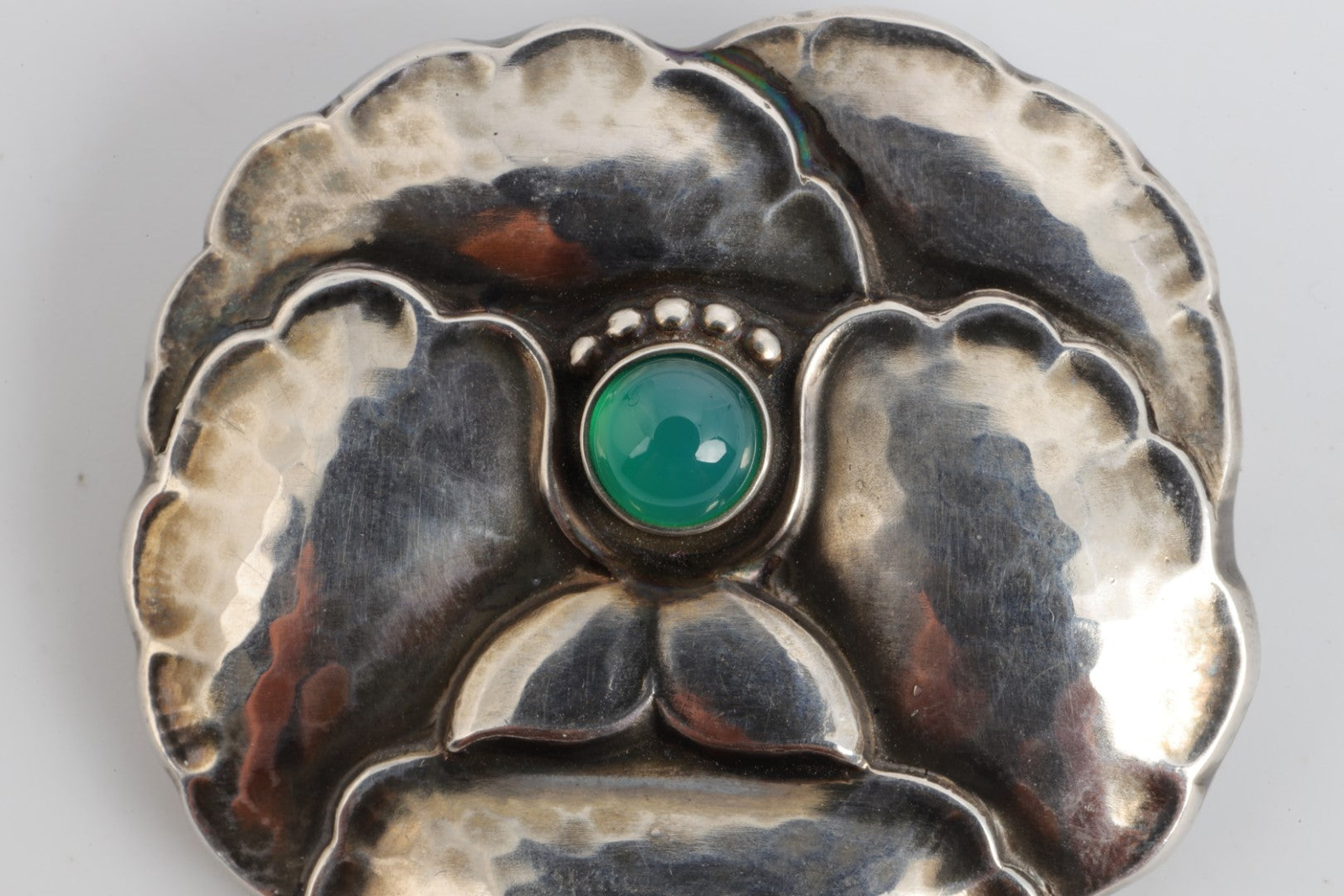 Georg Jensen 925 Silver Pansy Brooch with Green Accent Stone (14.03g.)