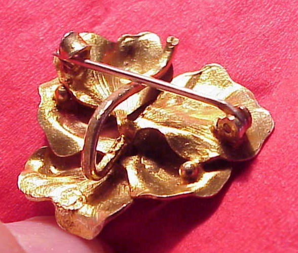 Vintage 1 1/4 in SET WITH A DIAMOND GILT PANSY POCKET WATCH PIN LAPEL BROOCH