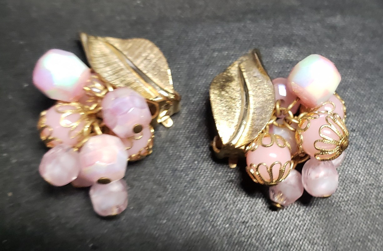 La Roco Pink Bead Rhinestone Necklace Earrings Jewelry Set Mid Century Modern