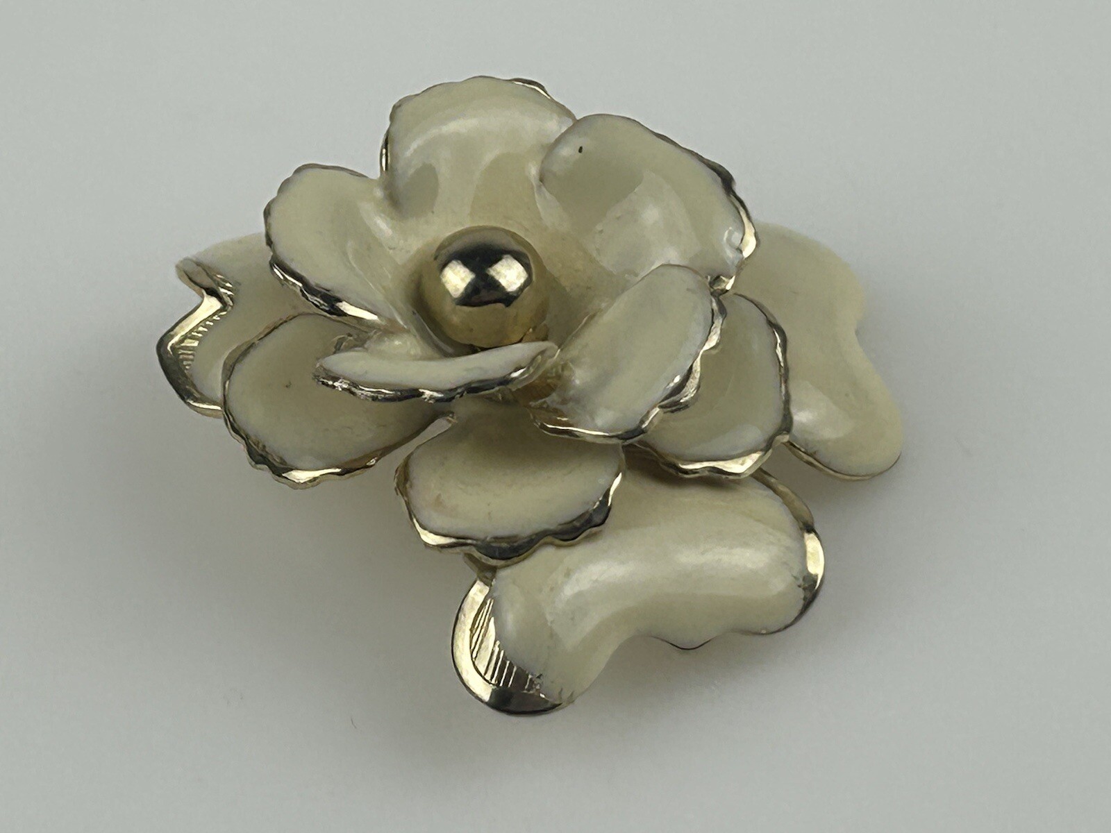 Vintage Ivory & Gold Tone Layered Enamel Flower 3D Brooch Costume Jewelry