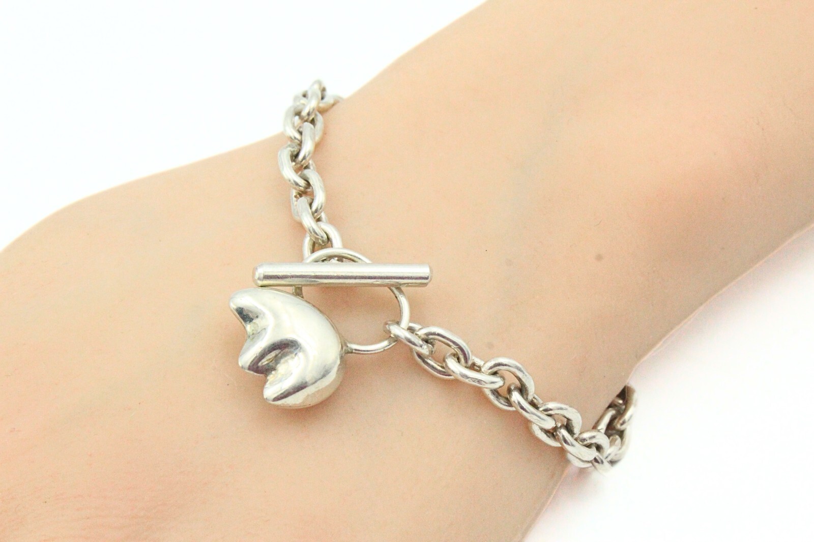 Stupendous Sterling Silver Bear Figural Toggle Closure Chain Link Bracelet