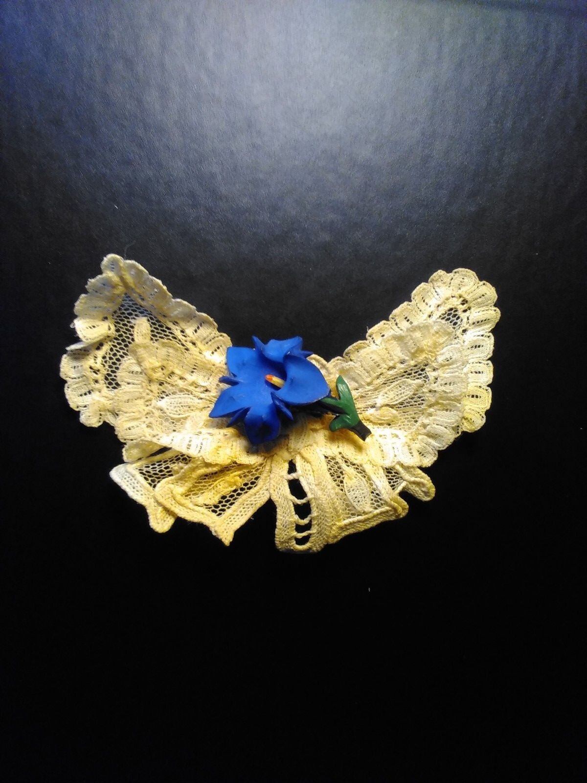 Vintage Violet Blue Floral Brooch Pin On Butterfly Shaped Delicate White Lace